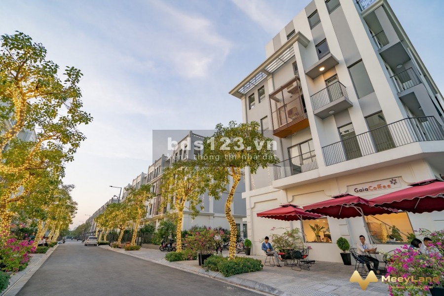 Biệt thự The Manor chiết khấu 12%, hỗ trợ 36 tháng không lãi, full nội thất, thang máy