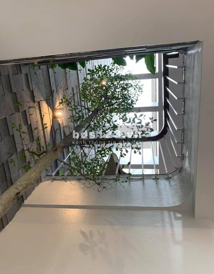 View Hồ Đống Đa, Mặt Phố Đặng Tiến Đông, Ô tô tránh, 5t thang máy