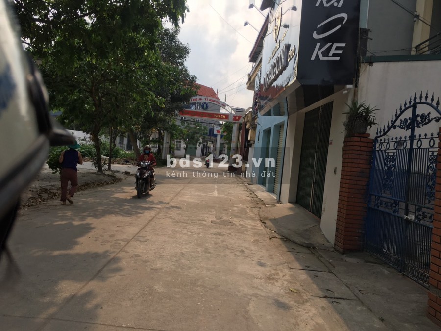 Bán đất ở gần khu Đấu Giá của xã Minh hải.Lh:0988554091