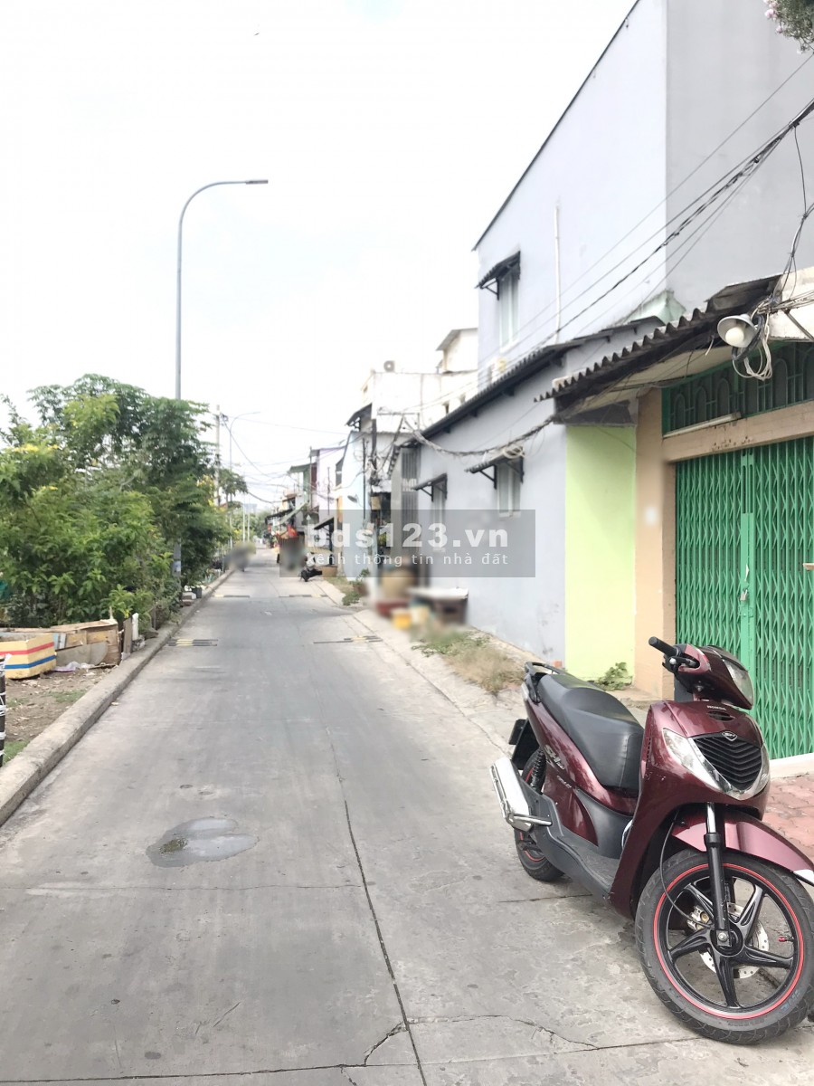 Nhà (3.5*10m/lửng/2lầu/ST) mặt tiền view sông P11 Q8