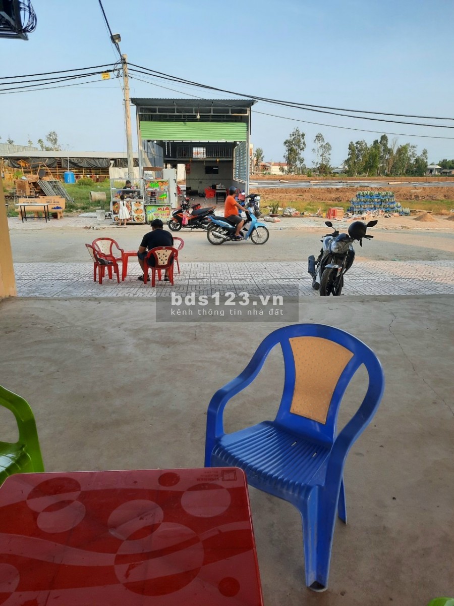 Mặt tiền chợ thuận tiện kinh doanh và đầu tư