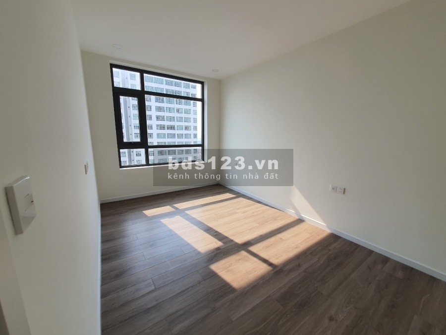 Căn hộ Central Premium, Tạ Quang Bửu, 98m2 3PN, 2 view thoáng mát, nhận nhà ngay