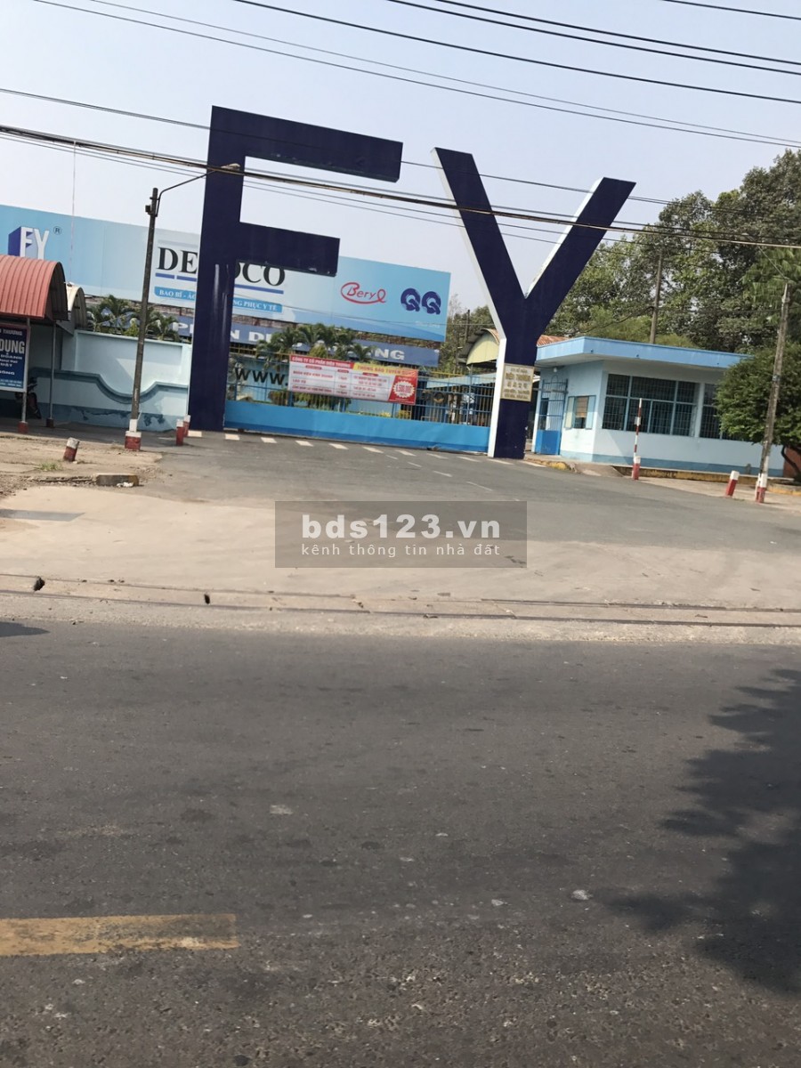 Cần bán lô đất cách Phùng Hưng 20m, đường trước đất đất 10m, 1,3 tỷ 100m2