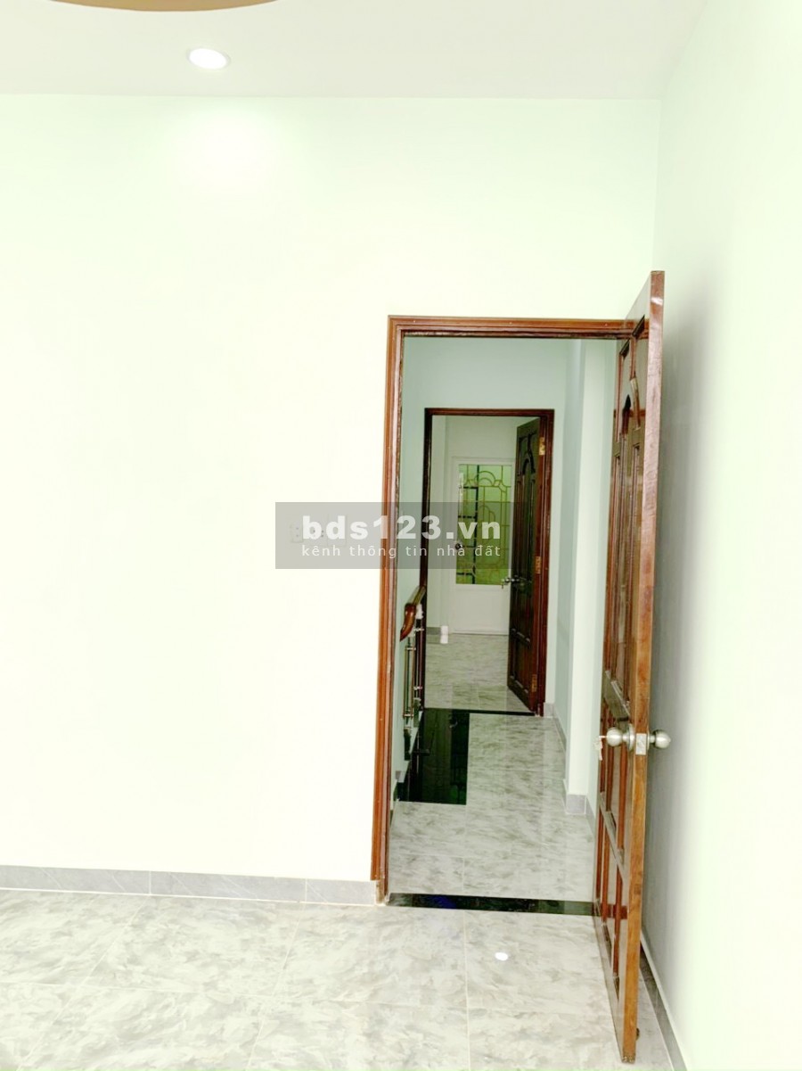 Hẻm ôtô Bùi Minh Trực thông hẻm 1873 Phạm Thế Hiển Phường 6 Quận 8