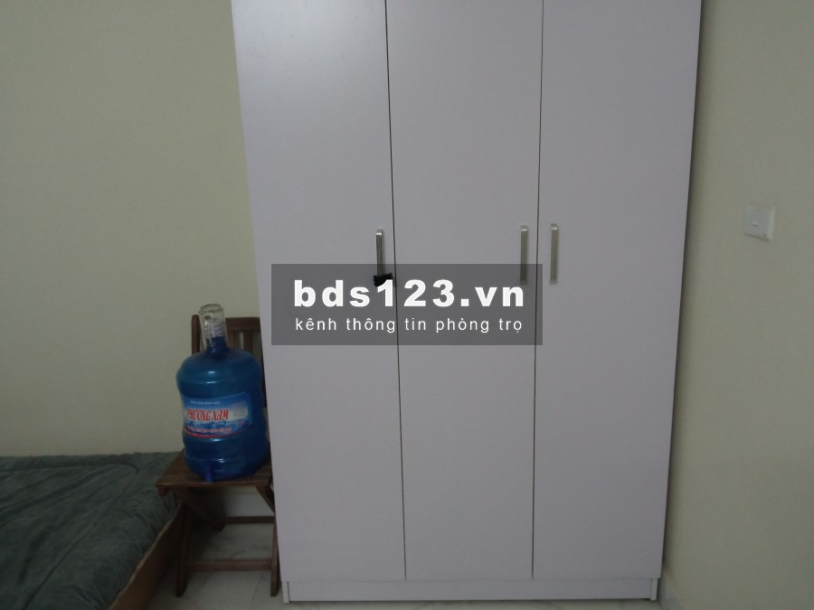 Nam ở ghép chung cư mini Cầu Giấy