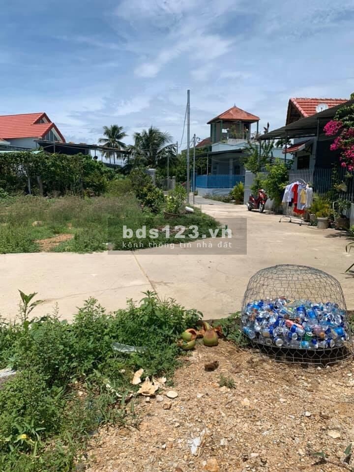 Chủ cần tiền cần bán rẻ lại lô đất 2 mặt tiền tại xã Diên Phú