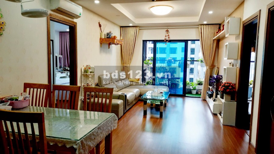 Hót - căn góc 3 ngủ sáng, view nội khu, tầng trung tại chung cư Ecogreen City, giá bán lỗ 2,6 tỉ