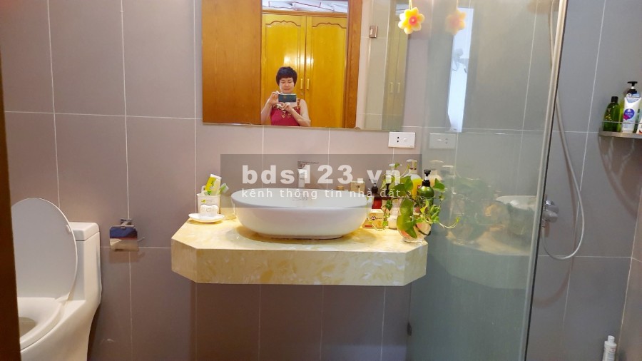 Hót - căn góc 3 ngủ sáng, view nội khu, tầng trung tại chung cư Ecogreen City, giá bán lỗ 2,6 tỉ