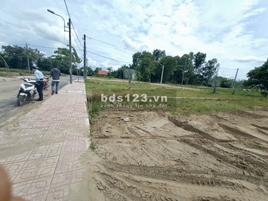 Đất thổ cư sổ hồng riêng , gpxd tự do giá chỉ từ 13tr m2