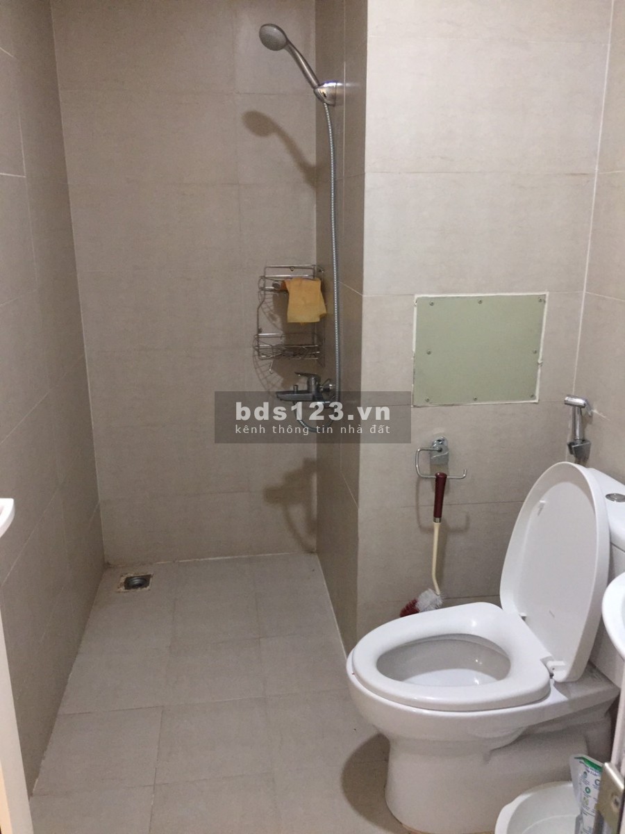 Cho thuê chung cư FLC Complex 36 Phạm Hùng 70m2 2PN 2WC Full nội thất.L/H : 0963146006