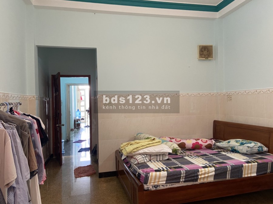 Bán nhà mặt tiền đường số 51 phường Tân Quy, Quận 7