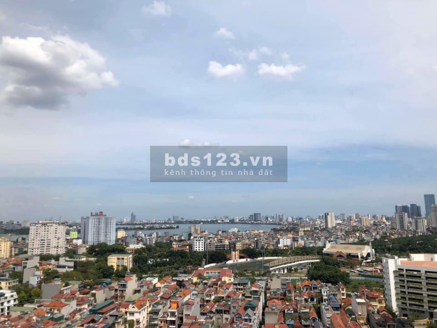 Bán gấp căn hộ số 03 tòa Novo 118m2, 3PN- Kosmo Tây Hồ, viw Hồ Tây.