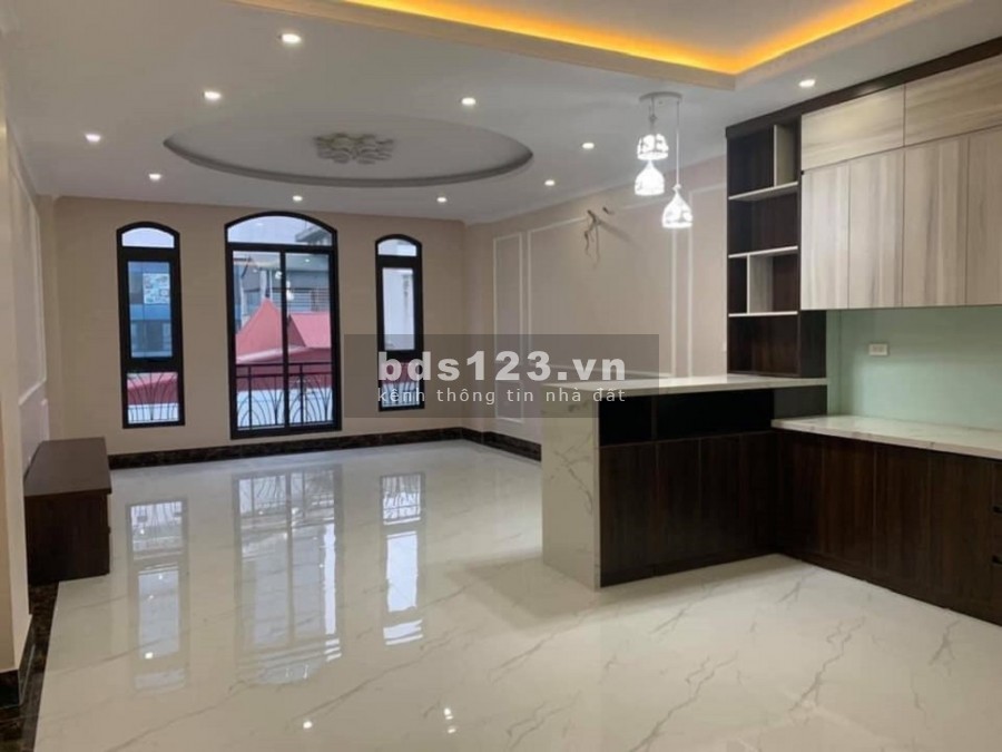 Mặt phố, vỉa hè, ô tô tránh, KD Giải Phóng, Thanh Xuân, 65m2x6t, nhỉnh 10 tỷ