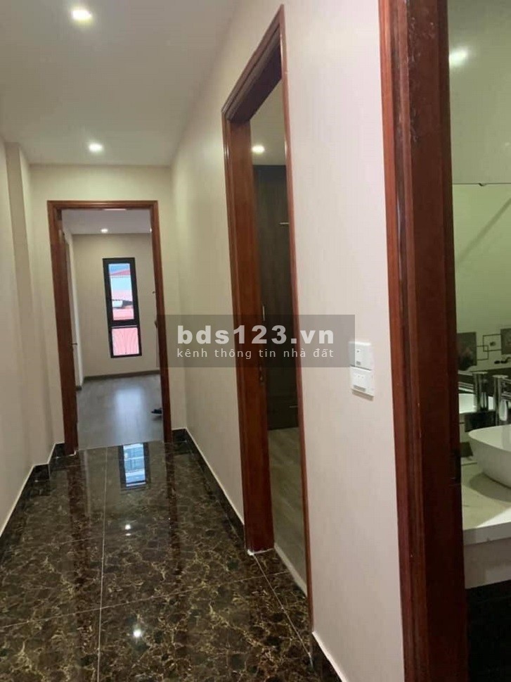Mặt phố, vỉa hè, ô tô tránh, KD Giải Phóng, Thanh Xuân, 65m2x6t, nhỉnh 10 tỷ