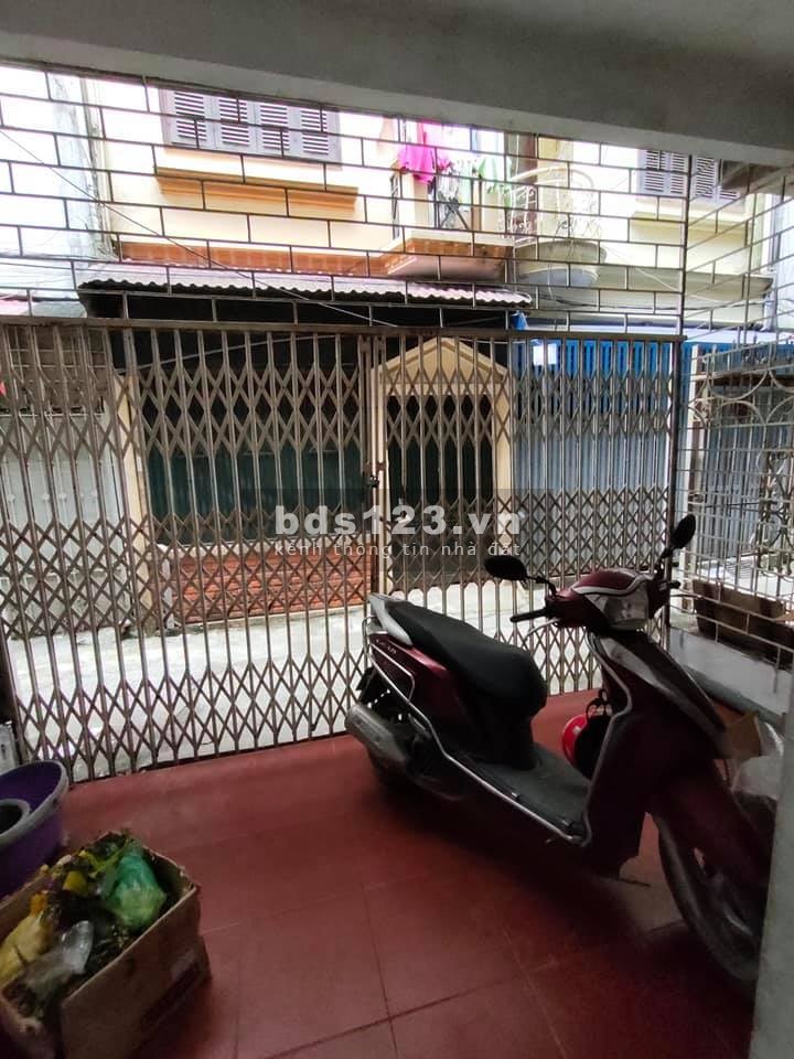 Bán nhà Huỳnh Thúc Kháng - Đống Đa. Phân lô Ô tô đỗ cửa. 60 m2. giá 8.5 tỷ.