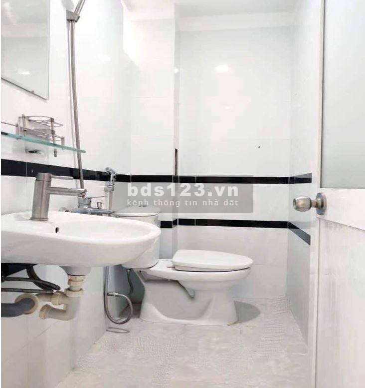 [BÁN NHÀ] 4x8m2 (3 PN) Gần THPT Lê Lợi, Q Tân Phú.