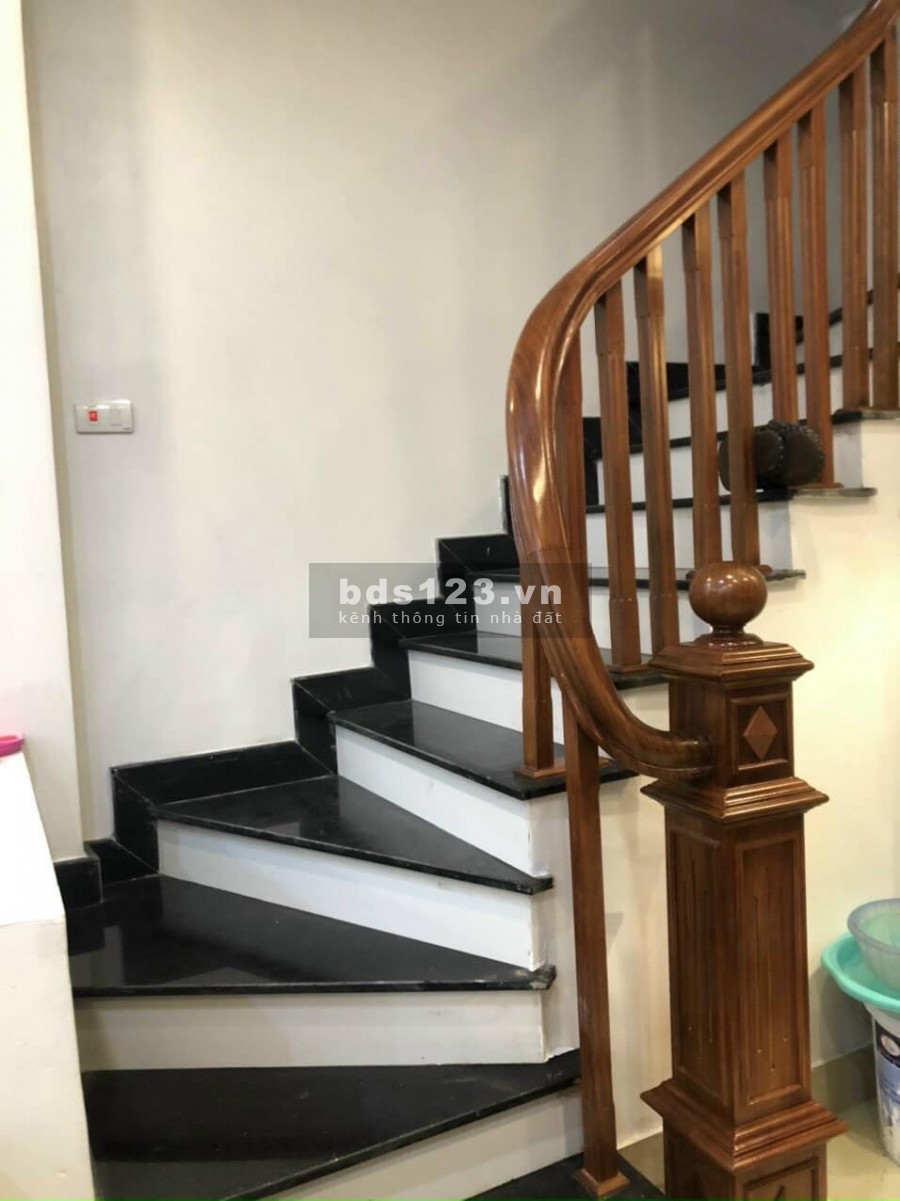 Nhà đẹp Âu Cơ 37m 5 Tầng gần oto hồ tây thiết kế hiện đại LH 0392028893