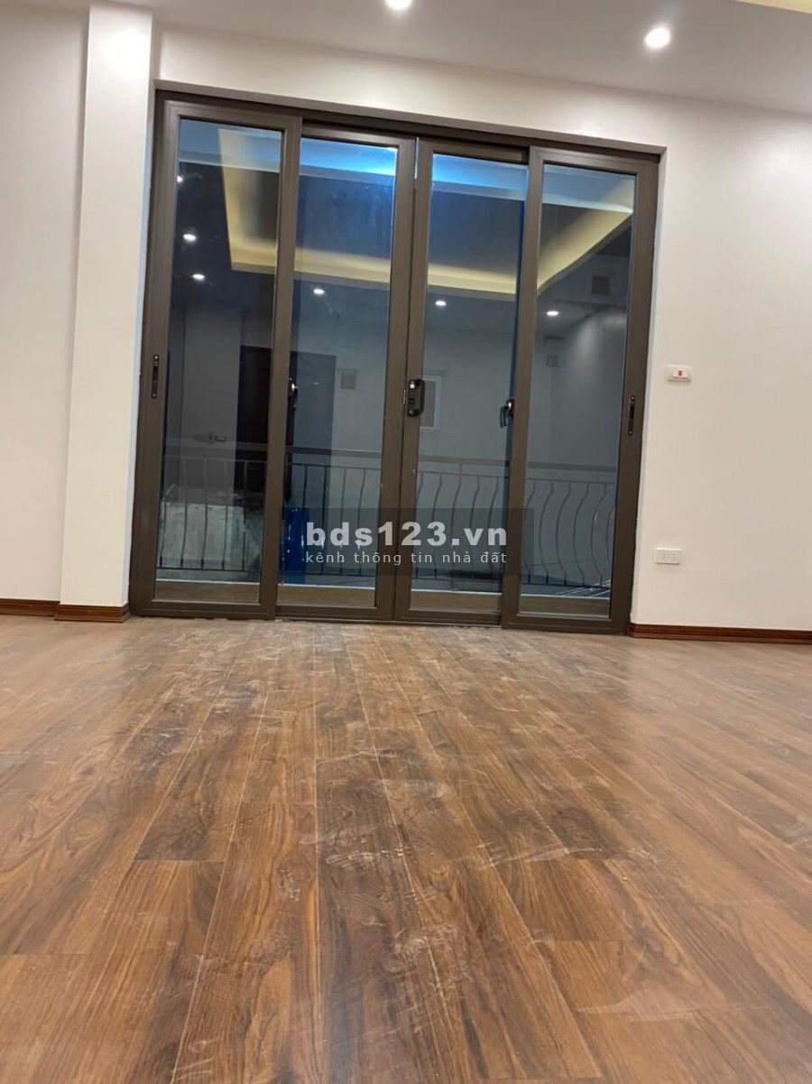 Nhà đẹp Âu Cơ 37m 5 Tầng gần oto hồ tây thiết kế hiện đại LH 0392028893