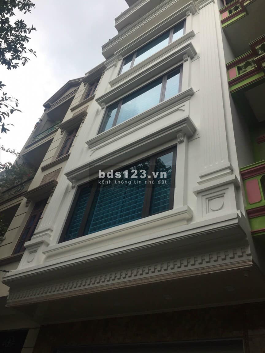 Nhà đẹp Âu Cơ 37m 5 Tầng gần oto hồ tây thiết kế hiện đại LH 0392028893