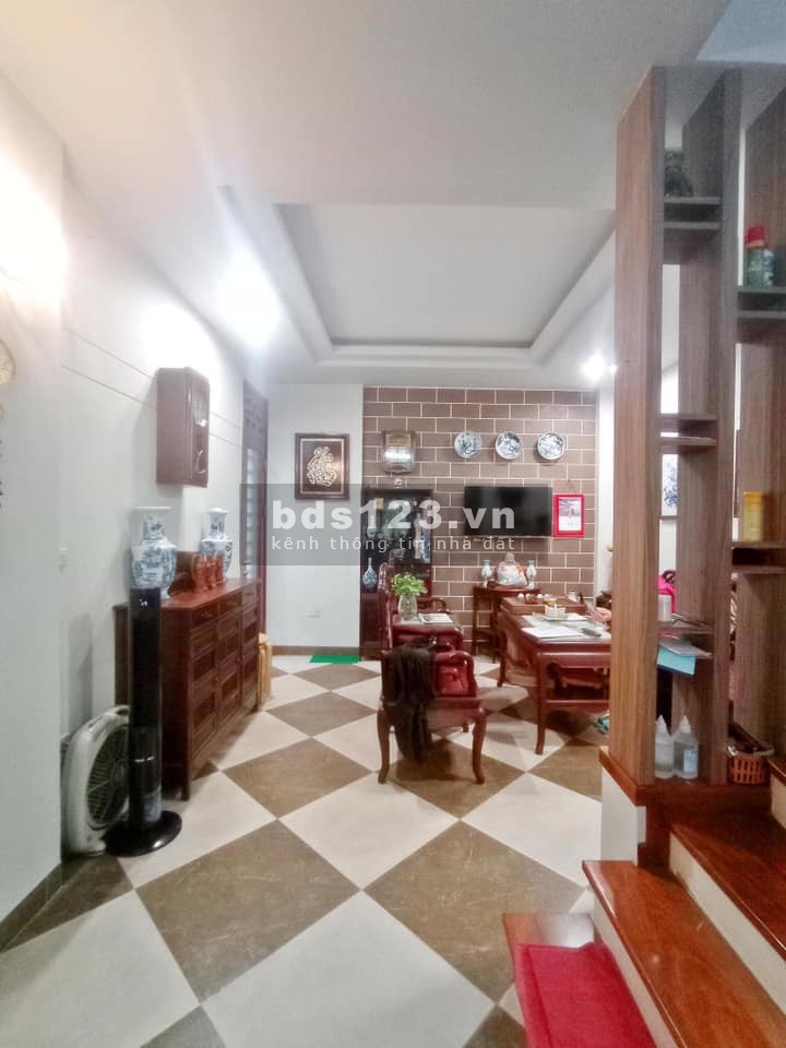Nhà đẹp 5 tầng Hoàng Văn Thái 45m2 đường rộng 5m ôtô tránh nhau 6tỷ 0901.386.8863