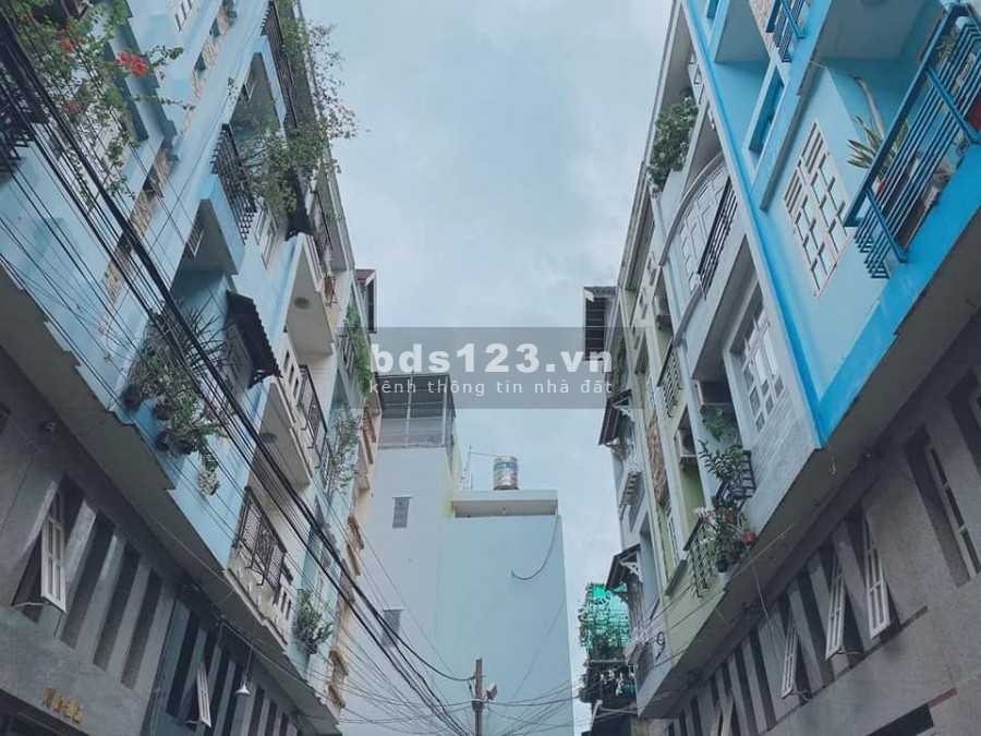 HẺM 8M Trịnh Đình Trọng Tân Phú, 4 tầng, 56M2 Khu Phân Lô Sát Mặt Tiền giá chỉ 6tỷ9