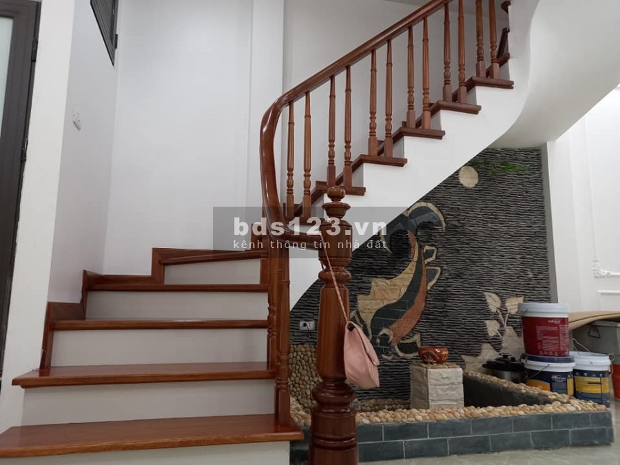 Bán Nhà 5 Tầng Mới Đẹp 40m2 Phố Đào Tấn Chỉ 4.9 Tỷ.