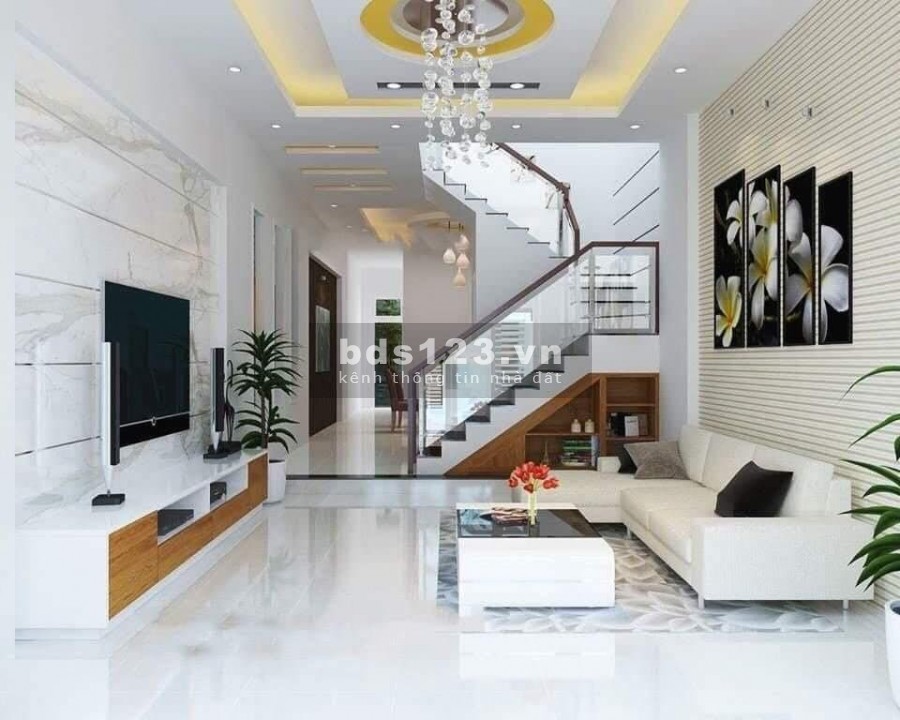 BÁN GẤP NHÀ PHỐ 2 MẶT TIỀN NGAY CHỢ BÀU BÀNG