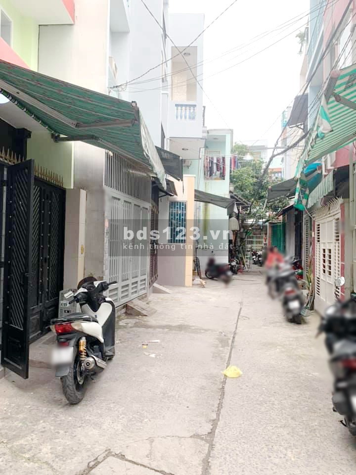 Nhà trống (lửng/2lầu/ST) hẻm 314 Âu Dương Lân P3 Q8