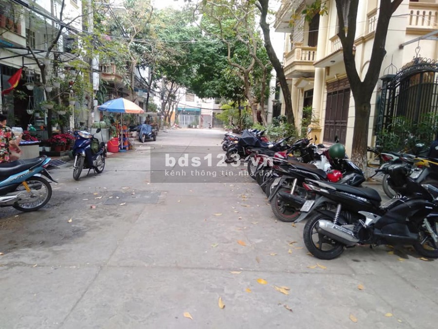 Bán nhà Xã Đàn 5 tầng phân lô ô tô tránh giá 9.3 tỷ.