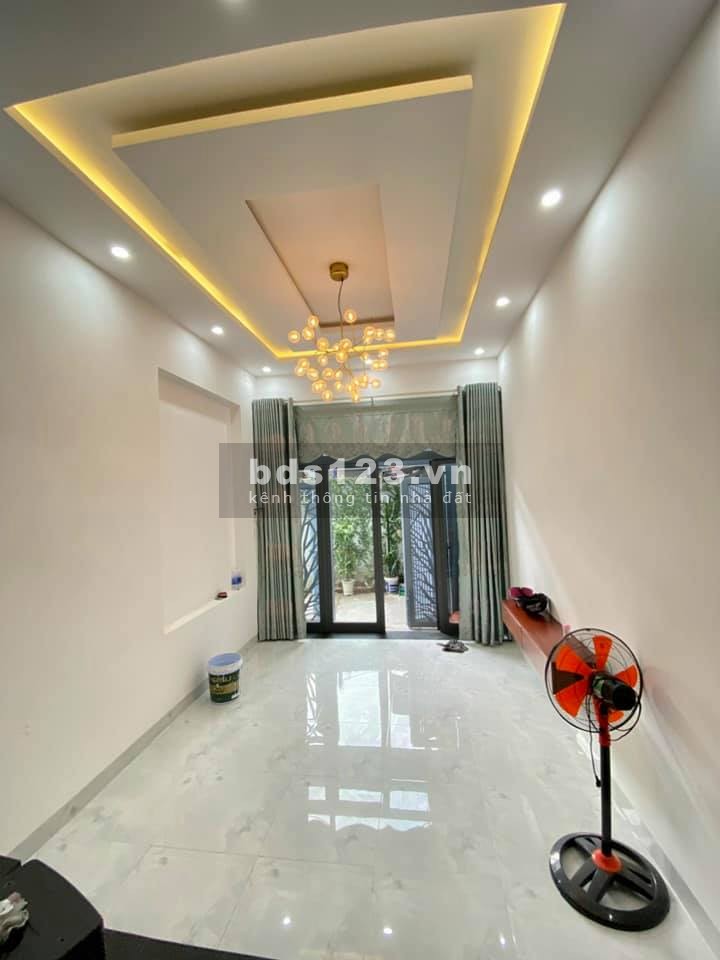 Bán nhà Lạc Long Quân, Quận Tân Bình 37m2 _1T2L giá rẻ