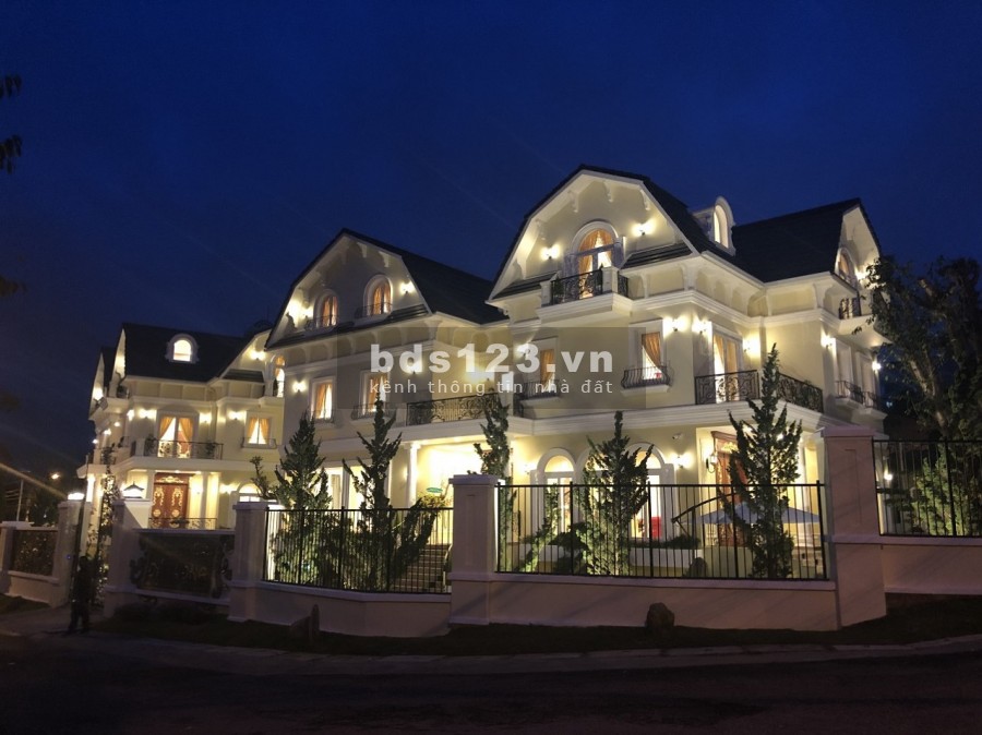 Bán gấp 2 căn Biệt Thự VIP 1058m2, trung tâm TP. Đà Lạt