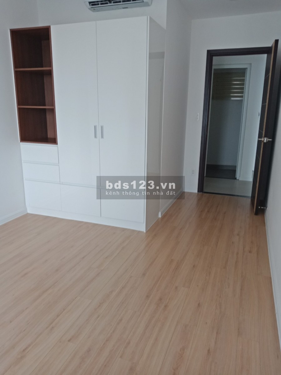 Đang cần cho thuê căn hộ Xi Grand Court Q10., 2pn,2wc 13tr/th