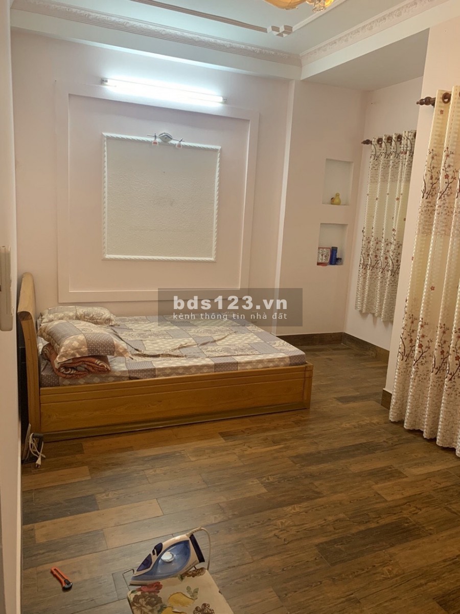 Nhà đẹp Nơ Trang Long 5x10m Lững 3Lầu 5PN có nội thất 18Tr/th