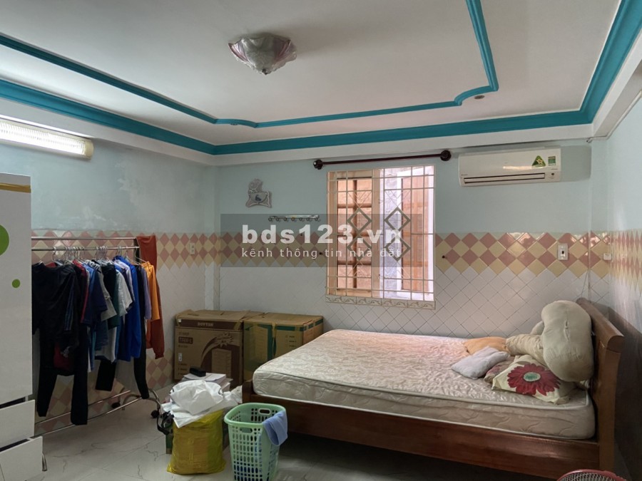 Bán nhà mặt tiền đường số 51 phường Tân Quy, Quận 7
