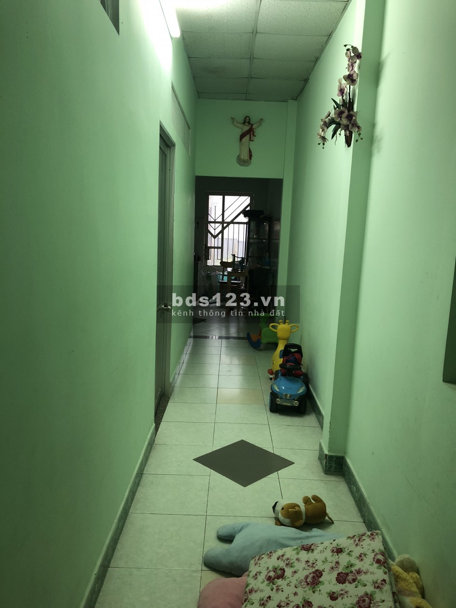 Bán nhà cấp 4, ngay chủ sổ hồng
