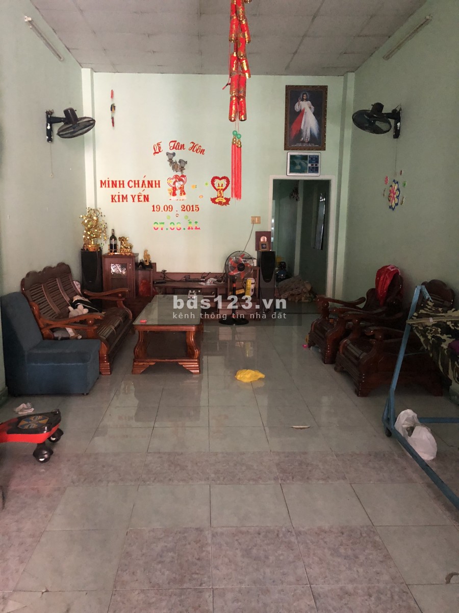 Bán nhà cấp 4, ngay chủ sổ hồng