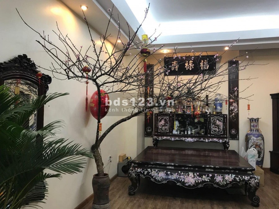 Bán nhà phố Hoàng Quốc Việt, 3 ô tô tránh, 86m2 x 8T, nhỉnh 22 tỷ.
