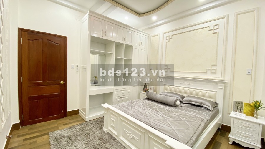 Nhà Phố Xây Mới Quận 8 Sổ Hồng Riêng Tặng Nội Thất CK Tặng Vàng