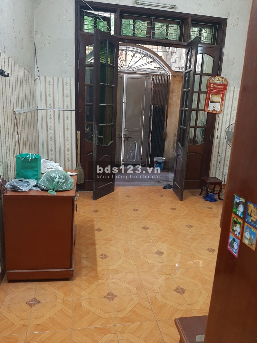 Cho thuê nhà đầy đủ tiện nghi tại quận Long Biên !!