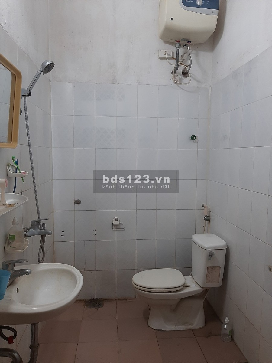 Cho thuê nhà đầy đủ tiện nghi tại quận Long Biên !!