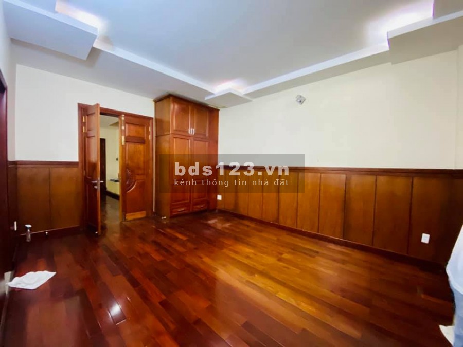 Siêu phẩm 120m2 mặt tiền Hiệp Nhất-Tân Bình-4 tầng-Ngang hơn 5m cực hiếm.