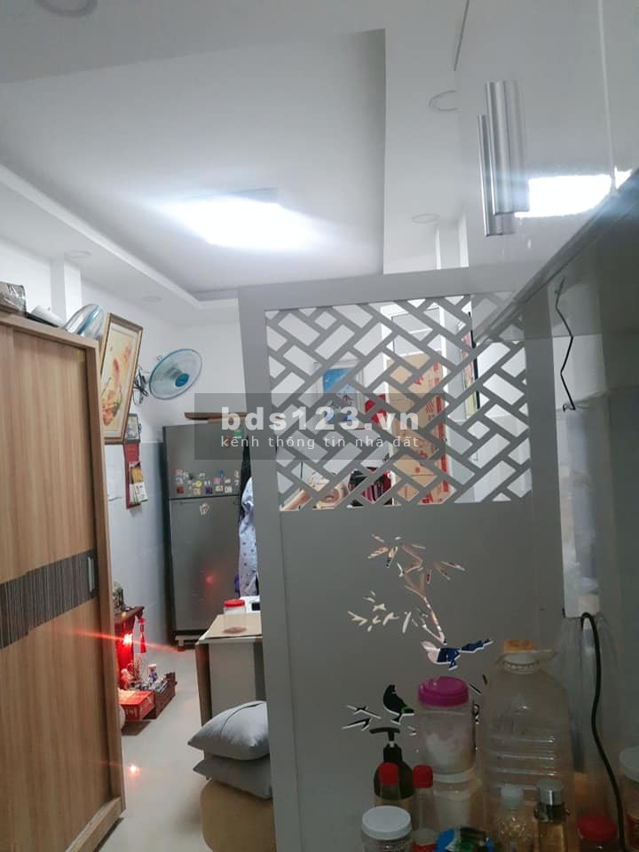 BÁN GẤP NHÀ HẺM THOÁNG ĐƯỜNG TRẦN QUANG KHẢI QUẬN 1, DT 2.6x7 2 TẦNG GIÁ 2.42 TỶ