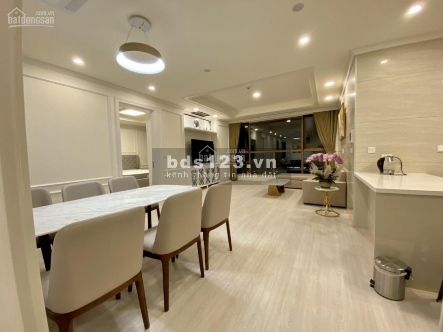 Chuyển công tác vào Nam nên cho thuê gấp CH Tràng An Complex 2PN, 98m2 full NT tầng 18 giá 9tr/th