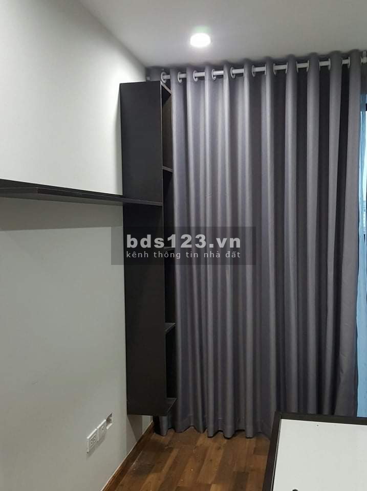 Chính chủ cần bán căn hộ 2 PN Goldmark City giá chỉ 2.18 tỷ.