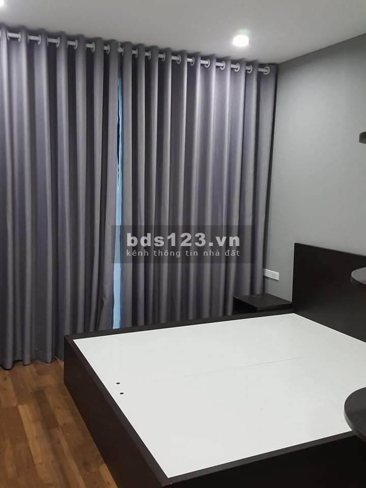 Chính chủ cần bán căn hộ 2 PN Goldmark City giá chỉ 2.18 tỷ.