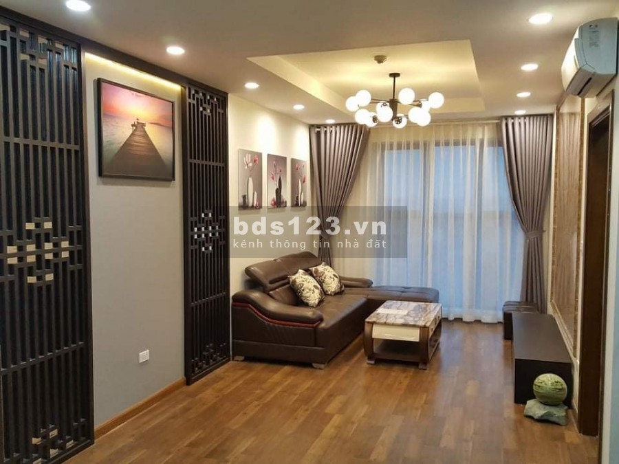 Chính chủ cần bán căn hộ 2 PN Goldmark City giá chỉ 2.18 tỷ.