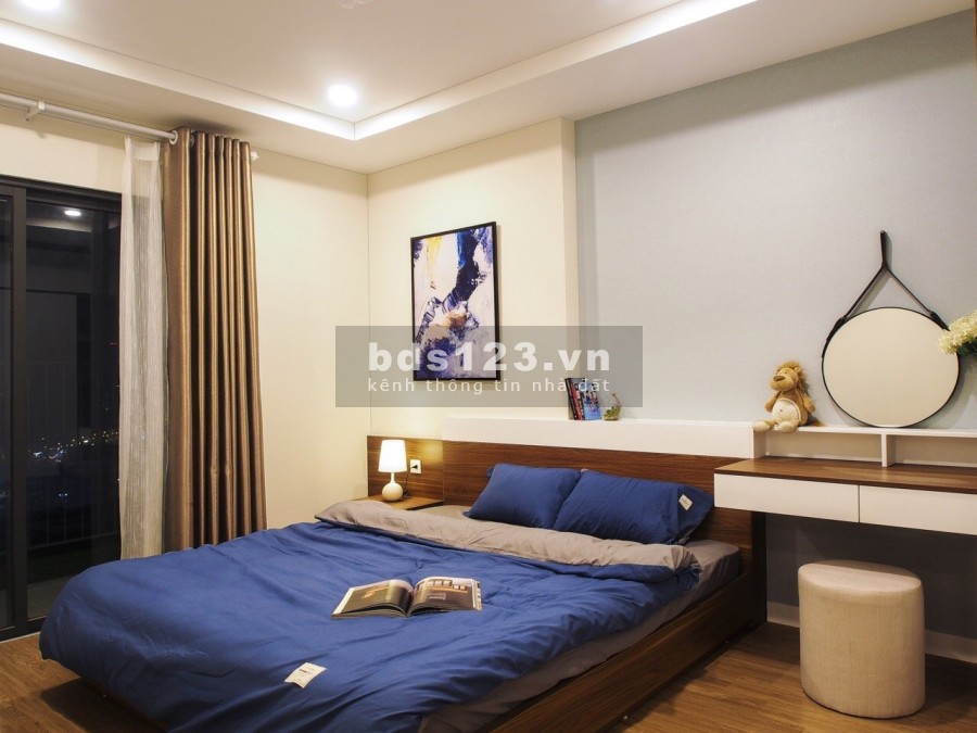 Chính chủ cần bán căn hộ Kosmo Tây Hồ - 78m2- giá 3 tỷ 3 ( full đồ)