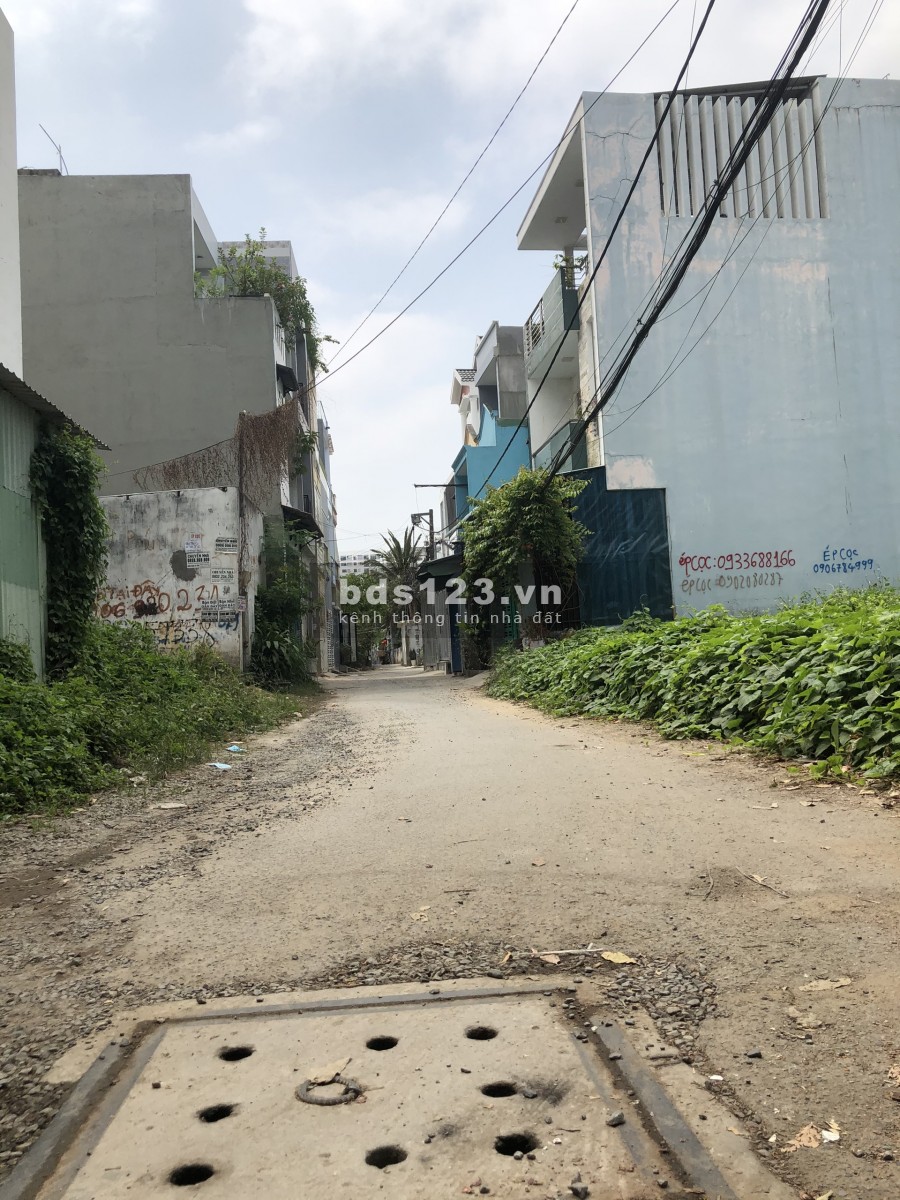 Bán nhà giá rẻ đường số 22 phường Linh Đông quận Thủ Đức đường xe hơi 5m