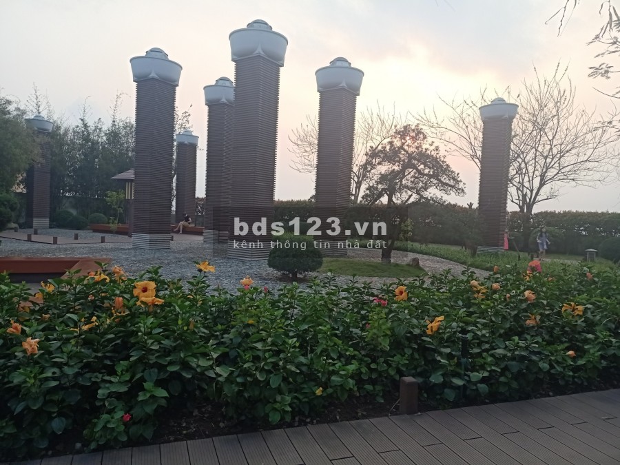 Bán cắt lỗ sâu căn hộ 15 tòa R1 tầng trung chung cư Royal City, giá 5 tỷ