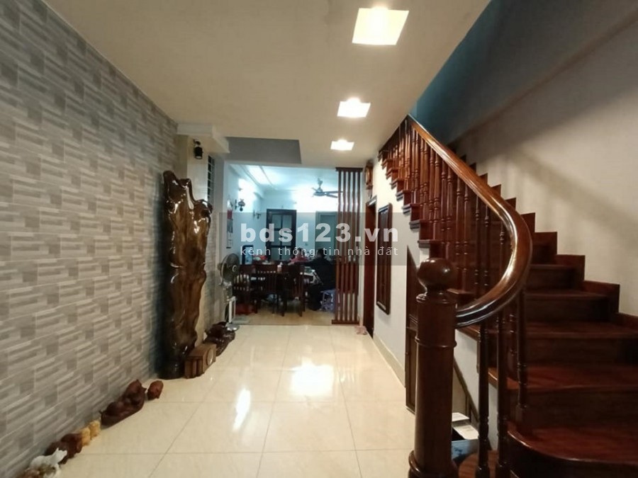 Giá giảm sốc nhà cực đẹp Thịnh Liệt, Hoàng Mai 35m2x5t, 2.7 tỷ